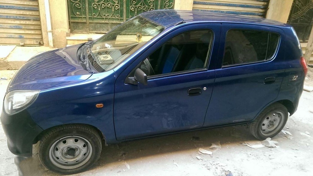 Car image 2